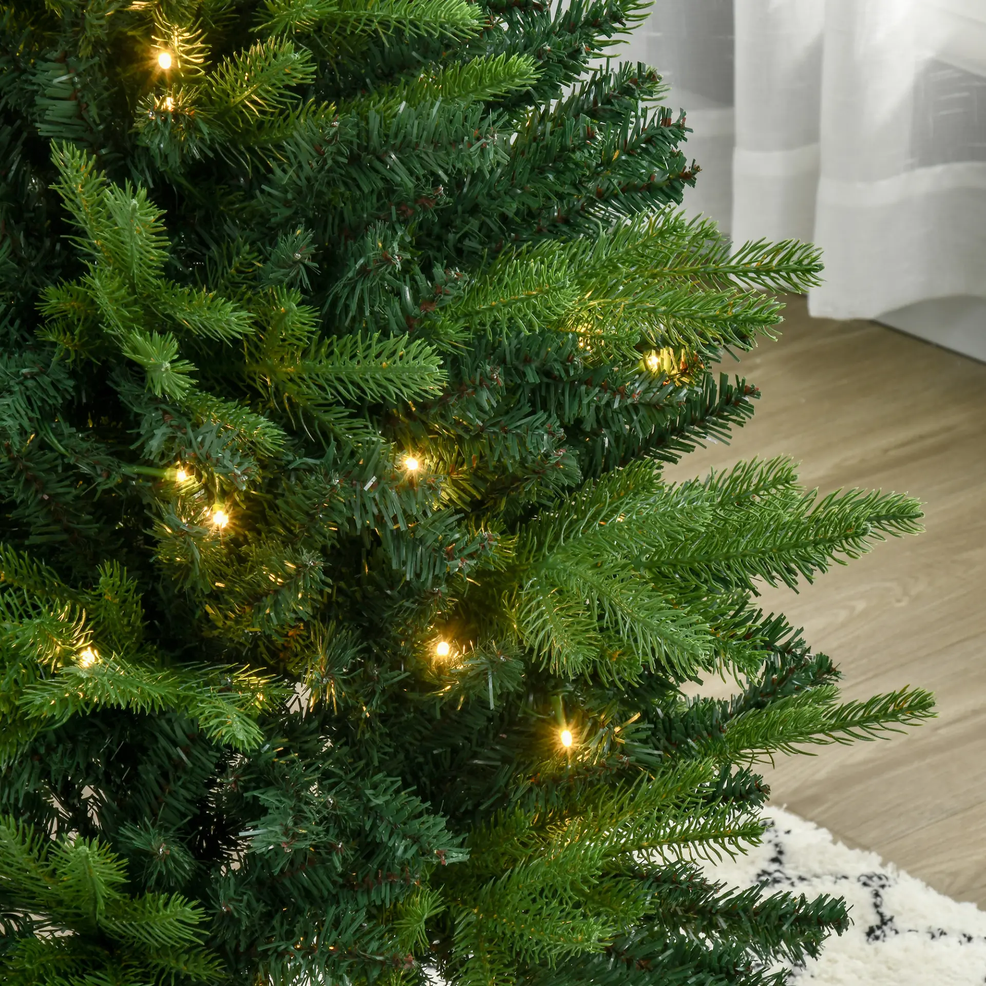 HOMCOM 1.2m 4ft Christmas Tree Entrance Decor 750 Tips Xmas Pre-lit Tree 80 LED with Vase Base 9 HOMCOM 1.2m 4ft Christmas Tree Entrance Decor 750 Tips Xmas Pre-lit Tree 80 LED with Vase Base - Image 9